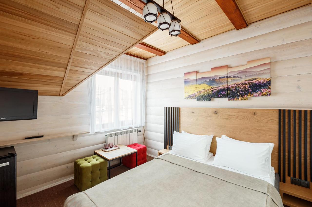 Korona Hotel&Spa บูโคเวล ภายนอก รูปภาพ