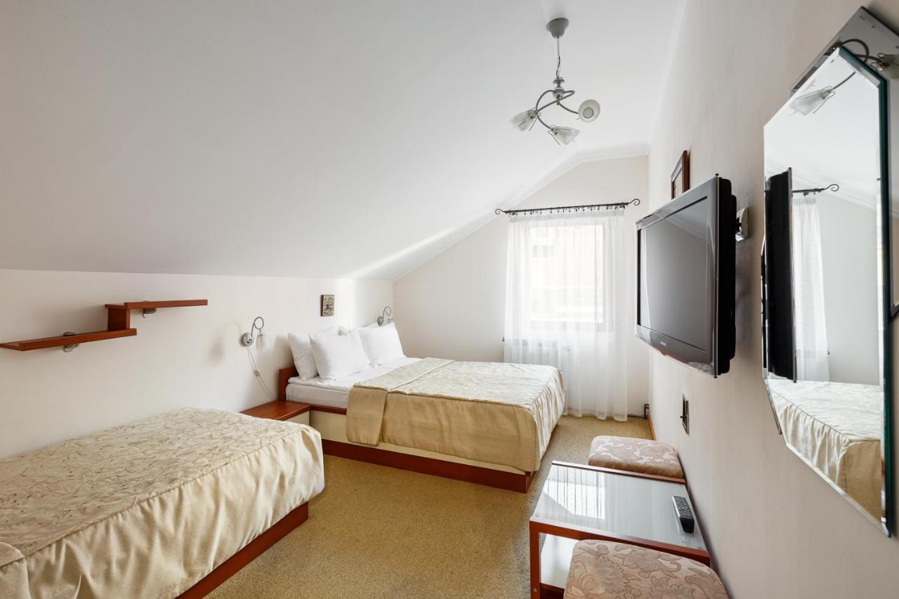 Korona Hotel&Spa บูโคเวล ภายนอก รูปภาพ