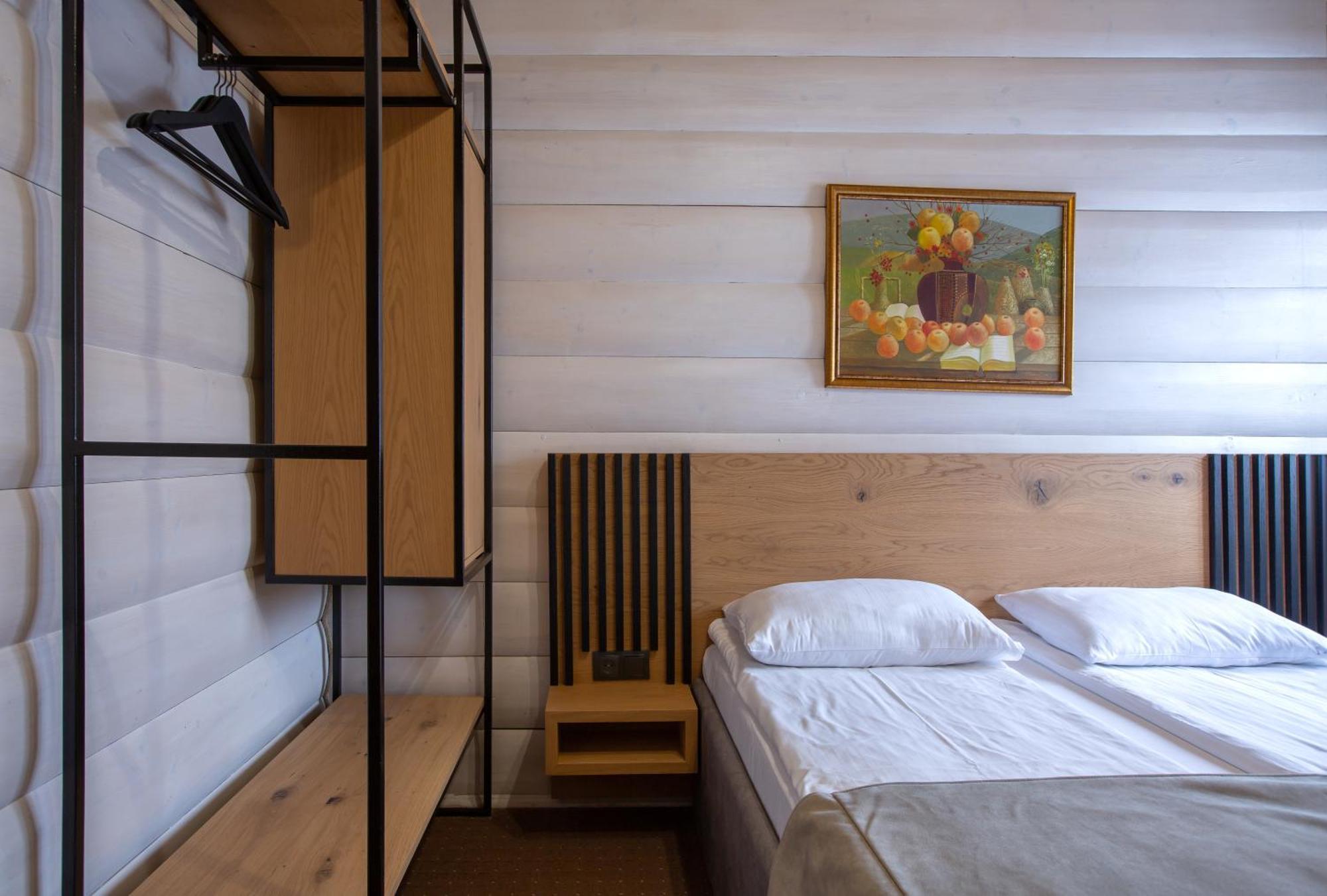 Korona Hotel&Spa บูโคเวล ภายนอก รูปภาพ
