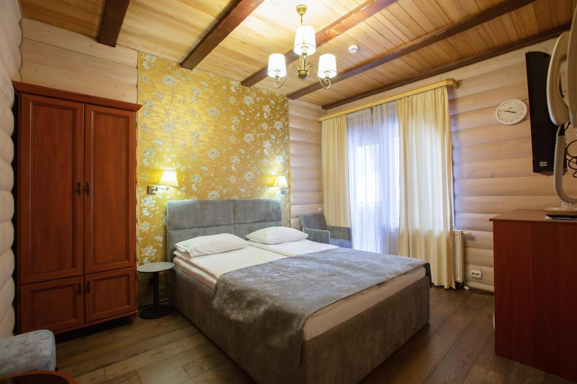 Korona Hotel&Spa บูโคเวล ภายนอก รูปภาพ